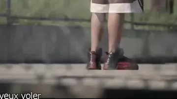 Sneakers Nike Jordan 12 Retro Gs Red & Black in the clip Wings of Macklemore & Ryan Lewis