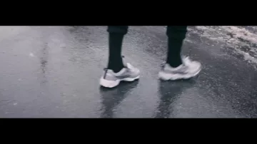 The NIKE AIR ZOOM SPIRIDON '16 in the clip 95 of Cheu-B