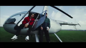 El reebok personalizado en el clip Sur Mon Nom de Caballero & JeanJass