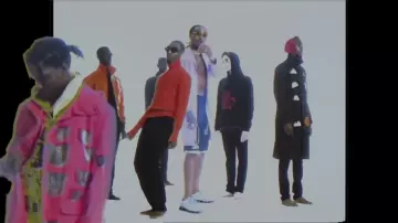 Raf SIMONS X BOUNCE BROCADE en el clip de la RAF de A$AP Rocky