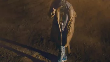 Les Adidas  dans le clip Antidote de Travis Scott