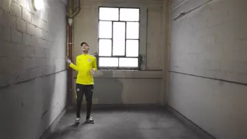 Zapatillas Vans negras de Mister V en el clip top album