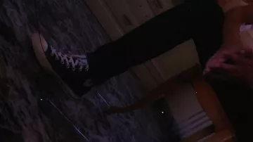 The Chuck Taylor All Star en el video musical de georgio