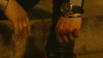 El reloj Emporio Armani en el clip Du Mal de PLK