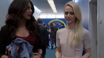 The dress Diblissea Boss Shelby Wyatt (Johanna Braddy) in Quantico