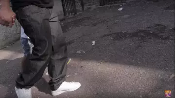 Les sneakers Adidas Stan Smith dans le clip Dans ta rue de PNL