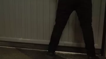 Sneakers Nike Air Huarache Triple black in the clip Onizuka NLP