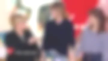 El suéter plisado de Daphne Burki en Je t'aime etc del 21/09/2017