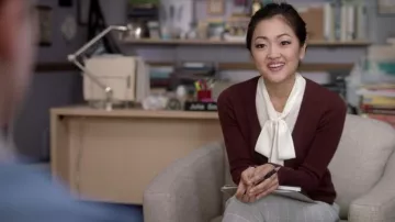 The white blouse Frame of Julia Sasaki (Amy Okuda) in Atypical S01E03