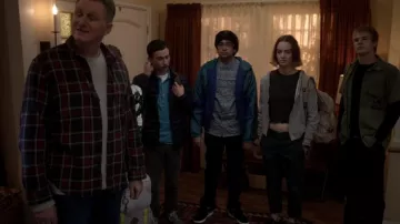The Nike skate shoes to Zahid (Nik Dodani) in Atypical S01E04