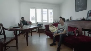 The Nike Huarache of Bigflo and Oli in the movie clip Person