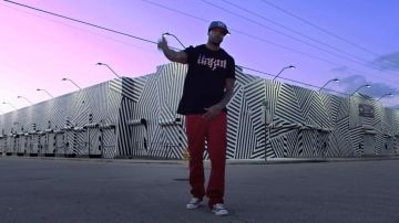 Sneakers Converse Chuck Taylor All Star Ox " - Booba in the clip Scarface of Booba