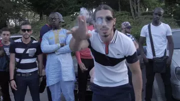 Le polo Lacoste dans le clip J'suis QLF de PNL