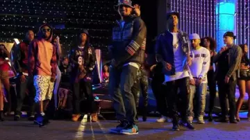 les sneakers Nike Air Jordan III retro bg (gs)dans le clip Magnolia de Playboi Carti