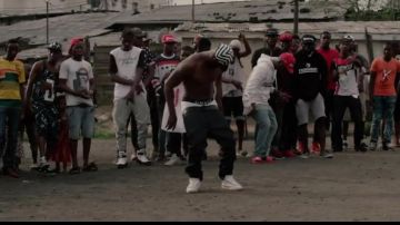 Sneakers Balenciaga white Benash in his clip Ghetto