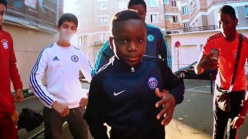 La veste Nike du PSG dans le clip Afro Trap Pt. 3 (Champions League) de MHD