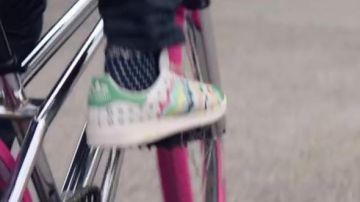 Zapatillas personalizadas Adidas Stan smith de Pharrell Williams en su vídeo Marilyn Monroe