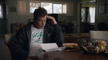 The sweat black Dylan Maxwell (Jimmy Tatro) in American Vandal S01E08