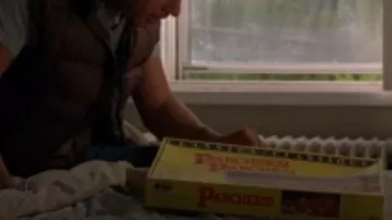 El juego de parchís interpretado por Blaise (Eric Judor) en la película Steak