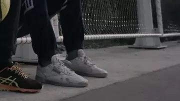 Sneakers Reebok classic in the clip dark shades feat. S. Pri Noir Alpha Wann