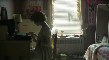 El póster de Psychedelic Furs en la habitación de Beverly (Sophia Lillis) en ÇA