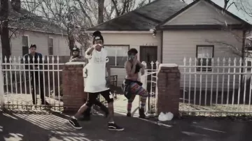 Sneakers Vans sK8 black in the clip We Dem Boyz of Wiz Khalifa