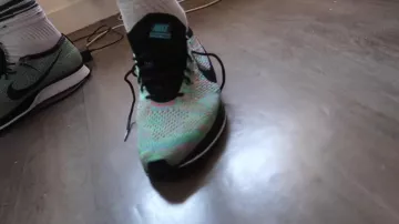 Sneakers Nike Performance Flyknit Racer in the clip Félaback Premium