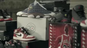 Sneakers Nike Air Jordan 13 "Bred" in the clip-Marmalade (feat. Lil Yachty) Macklemore