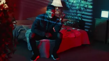 Las zapatillas balenciaga negras de Bryson Tiller en su videoclip Run Me Dry