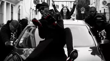 Zapatillas Adidas Originals NMD CS1 de MHD en su clip Afro Trap Part.8 (The Power)