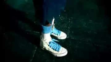 Sneakers Converse Chuck Taylor All Star lace up blue in the video Beautiful Snoop Dogg ft. Pharrell Williams