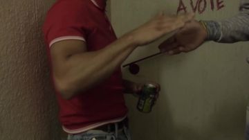 The red polo Celio in the clip The world or nothing about NLP