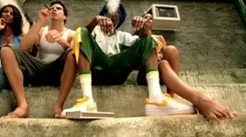 Les sneakers Nike Air Force 1 de Snoop Dogg dans le clip Beautiful feat. Pharrell Wiiliams