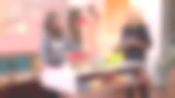 Le pull renard gris de Marie Perarnau dans La mason des maternelles du 26/09/2017