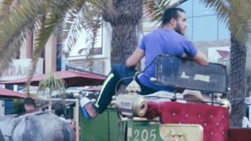 Adidas claqué bailando en siestas' Team Music Video