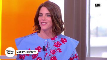 The blouse with flowers to Julia Molkhou in William noon of the 27/09/2017