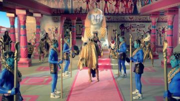 The pair of Diadora Heritage in the clip Dark Horse by Katy Perry