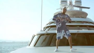 The pair of Converse Chuck Taylor All Star Core OX in the clip Clarity of Tyga