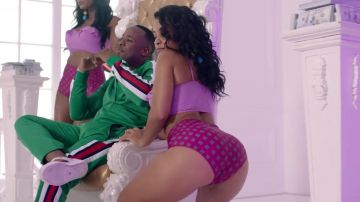 Gucci shoes in the clip Rake it Up Yo Gotti