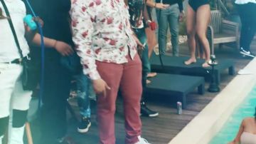 Les sneakers Giu­seppe Zanotti dans le clip Madre Mia de Sadek