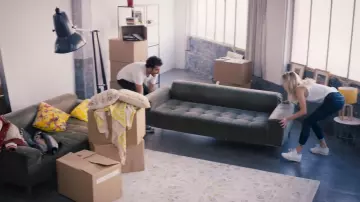 Les chaussures Reebok classic leather dans le clip États d'Amour de Amir