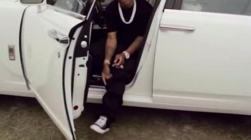 Shoes Converse Chuck Taylor All Star Core in the clip Flickalatin from Plies