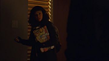 The authentic portable computer of Mr. K. (Tatiana Maslany) in Orphan Black season 4