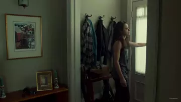 Authentic ladies Diesel of Sarah Manning (Tatiana Maslany) in Orphan Black S05E10