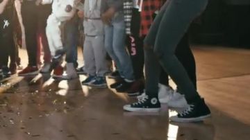 Shoes Converse All Star Chuck Taylor in the clip As the dab Section Pull Up