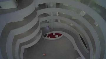 Le musée Guggenheim à NYC où Agent J (Will Smith) tente d'arrêter un alien dans Men In Black