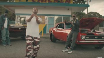 Sneakers Nike Air Jordan X retro London, in the clip " Worst Behaviour Drake