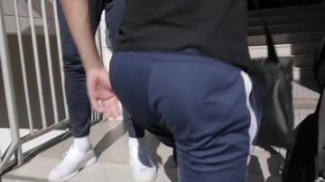 The pair of Nike Presto white in the clip Naha NLP