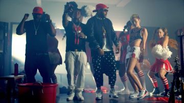 The pair of Nike Air Max One Mid '07 in the clip 23 Mike WiLL Made-It