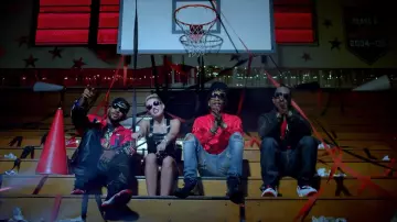 Sneakers Air Jordan XI Bred GS in the clip 23 Mike WiLL Made-It